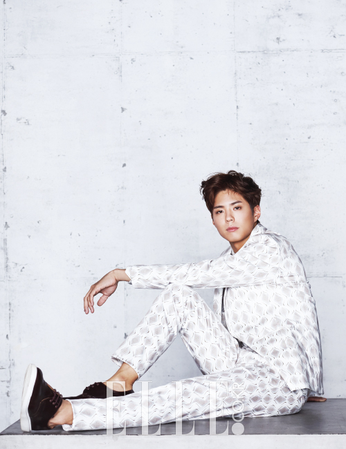 Korean kdrama actor Park Bo gum's hairstyles haircuts for men guys kpopstuff