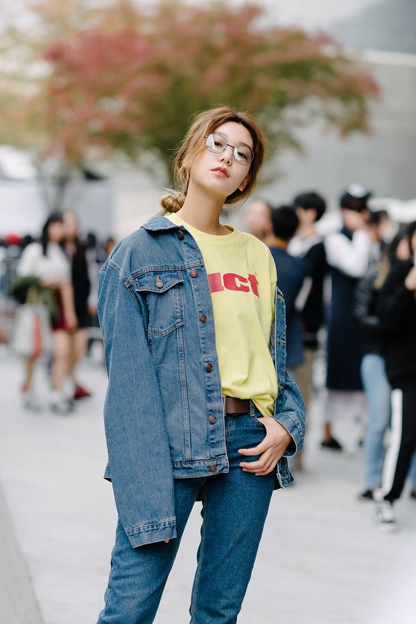 seoul fashion week model sfw nerdy fashion for girls  women 