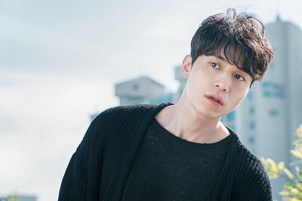 Korean Kdrama Goblic Actor Lee Dong Wook Wavy Curly Hairstyle Hair