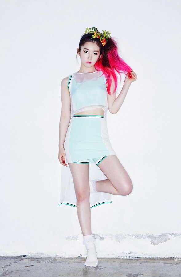 Korea Korean Kpop Idol Girl Group Band Red Velvet Irene S Two Tone