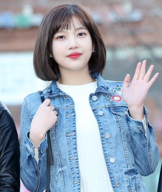 Korea Korean Kpop Idol Girl Band Group Red Velvet Joy S The Liar