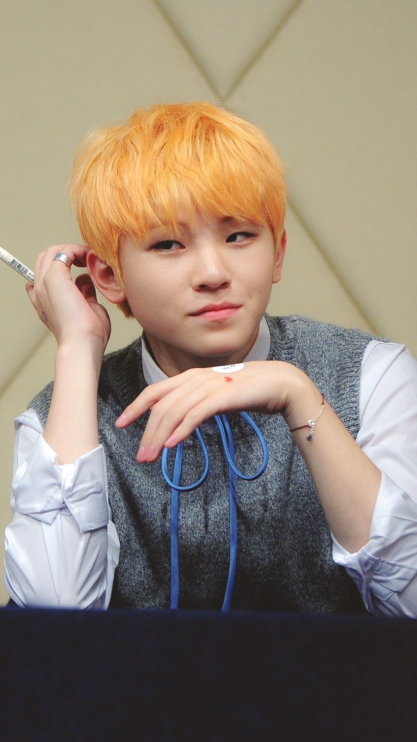 Seventeenwoozileejihoonmansaekoreanhairkoreanmenshairorangelemonade Jpg